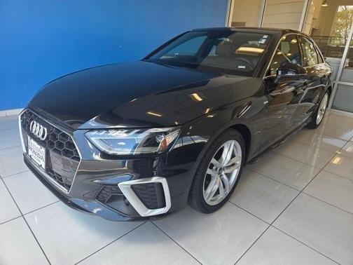 2024 Audi A4 45 S line quattro Premium