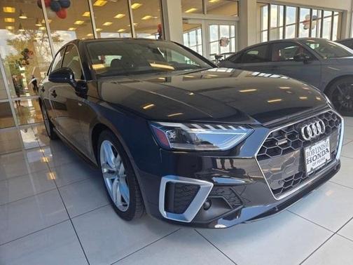 2024 Audi A4 45 S line quattro Premium