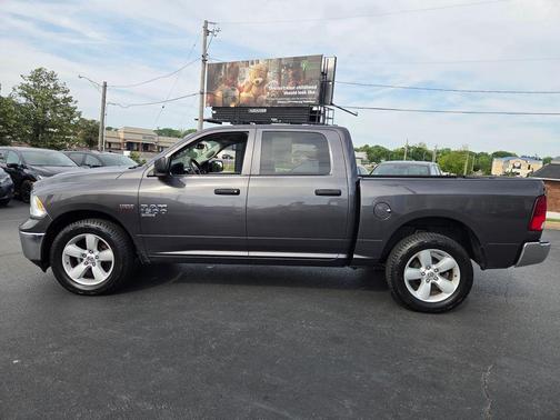 Granite 2023 RAM 1500 Classic SLT