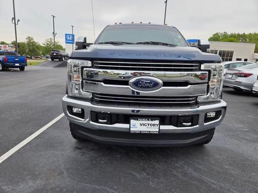 Blue 2018 Ford F-250 Lariat