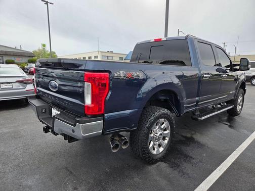 Blue 2018 Ford F-250 Lariat