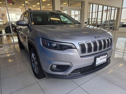 Billet Silver Metallic Clearcoat 2019 Jeep Cherokee Latitude Plus