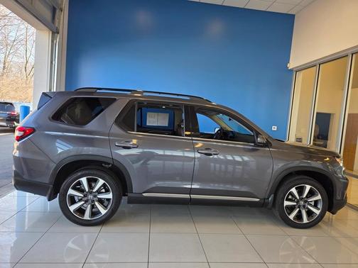 2024 Honda Pilot Elite