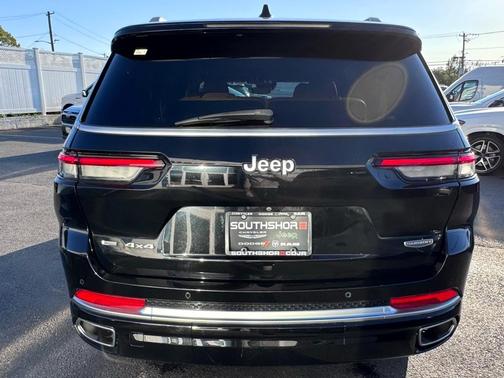 2022 Jeep Grand Cherokee L Summit