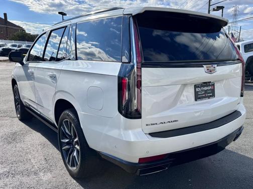 2022 Cadillac Escalade Sport Platinum