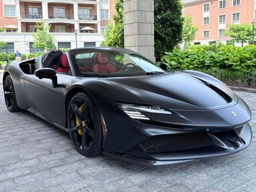 2024 Ferrari SF90 Spider Base
