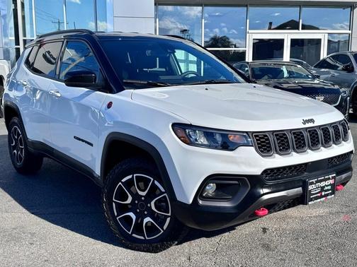 2025 Jeep Compass Trailhawk