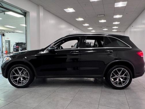 2022 Mercedes-Benz GLC 300 Base 4MATIC