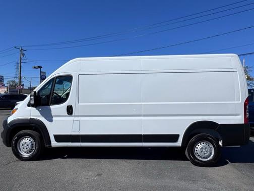 2025 RAM ProMaster 2500 High Roof
