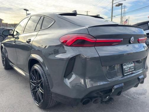 2022 BMW X6 M Base