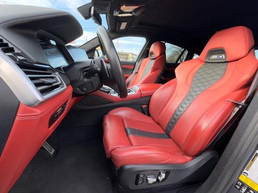 2022 BMW X6 M Base