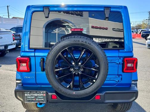 2024 Jeep Wrangler 4xe Sahara