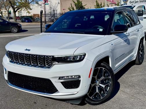 2022 Jeep Grand Cherokee 4xe Summit