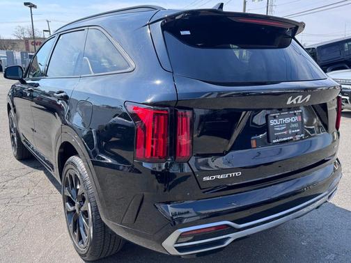 Ebony Black 2023 Kia Sorento SX