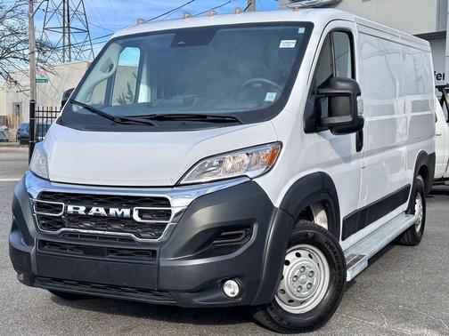 2023 RAM ProMaster 2500 Base