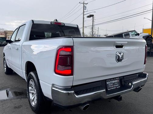 Bright White Clearcoat 2023 RAM 1500 Laramie