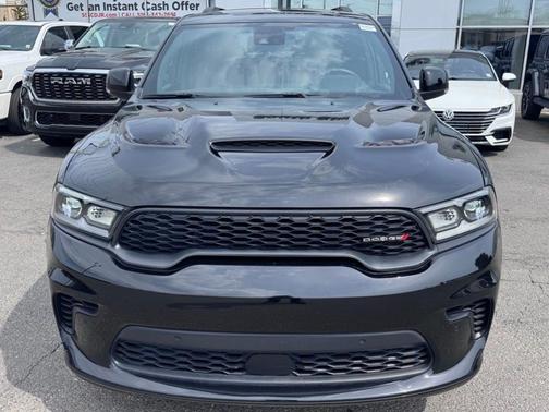 DB Black Crystal Clearcoat 2024 Dodge Durango R/T