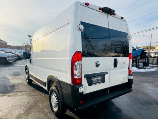 2025 RAM ProMaster 1500 Base