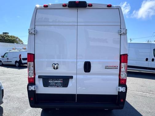 2025 RAM ProMaster 2500 High Roof