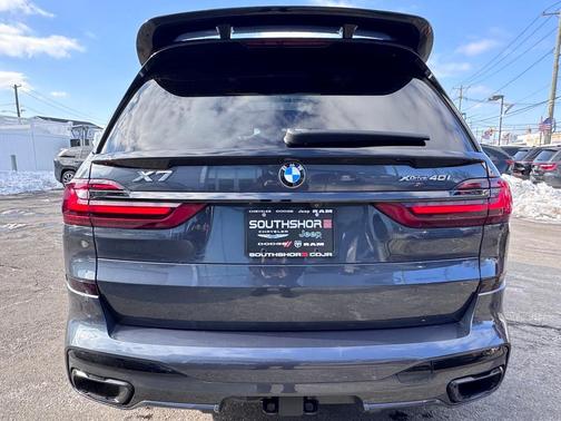 2022 BMW X7 xDrive40i