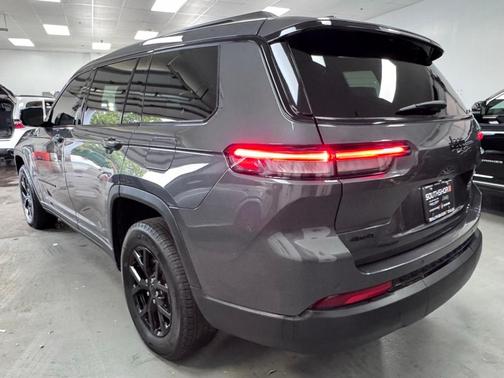 2024 Jeep Grand Cherokee L Laredo