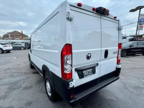2025 RAM ProMaster 1500 Low Roof