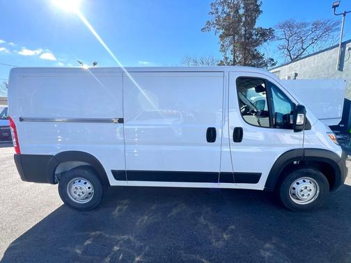 2023 RAM ProMaster 2500 Base
