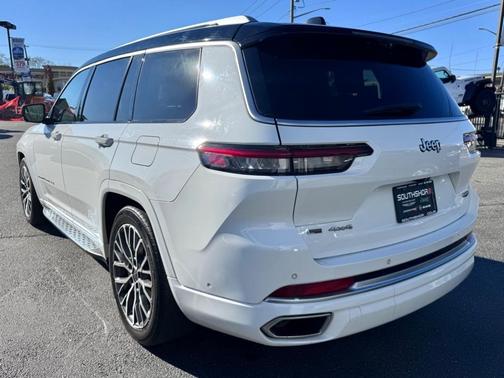 2022 Jeep Grand Cherokee L Summit