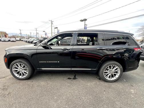 2022 Jeep Grand Cherokee L Summit