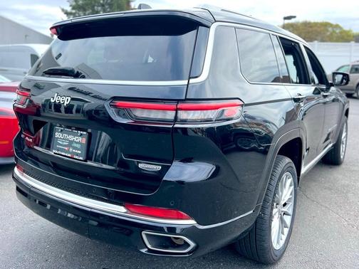 2022 Jeep Grand Cherokee L Summit