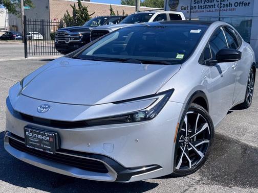 Cutting Edge 2025 Toyota Prius Plug-In Hybrid XSE