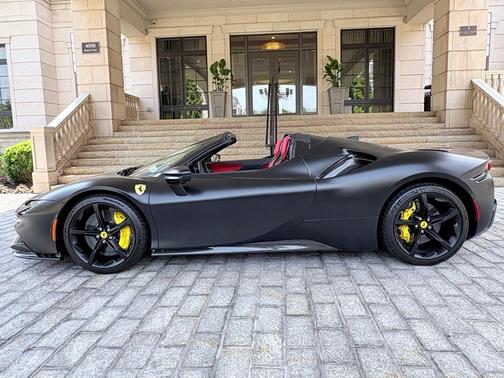 2024 Ferrari SF90 Spider Base