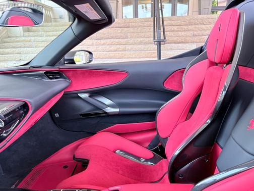 2024 Ferrari SF90 Spider Base