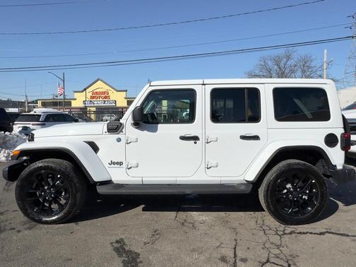 2025 Jeep Wrangler 4xe Sahara