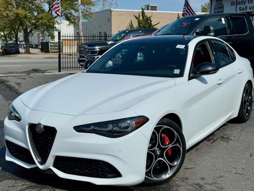 2024 Alfa Romeo Giulia Veloce