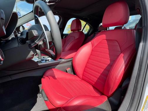 2024 Alfa Romeo Giulia Veloce