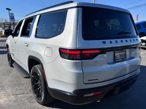 2022 Jeep Wagoneer Series I