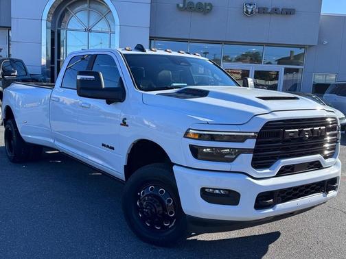 2025 RAM 3500 Laramie