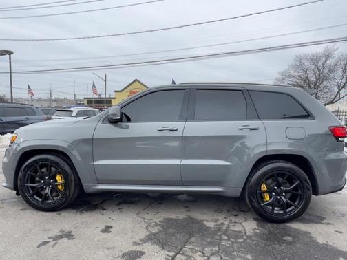 2021 Jeep Grand Cherokee Trackhawk