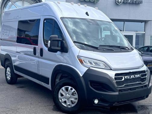2025 RAM ProMaster 1500 Base