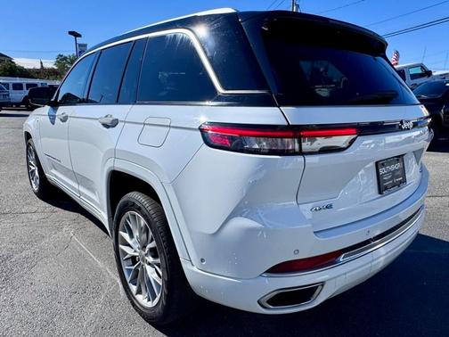 2023 Jeep Grand Cherokee 4xe Summit