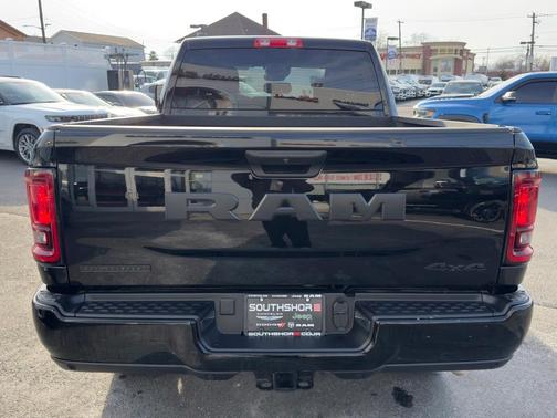 2025 RAM 2500 Big Horn