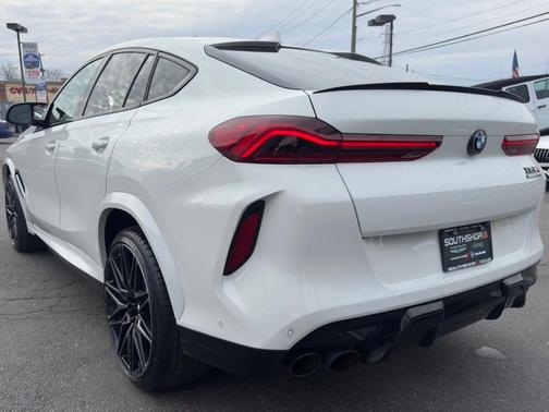 2021 BMW X6 M Base