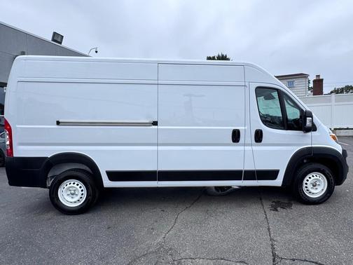 2025 RAM ProMaster 2500 High Roof