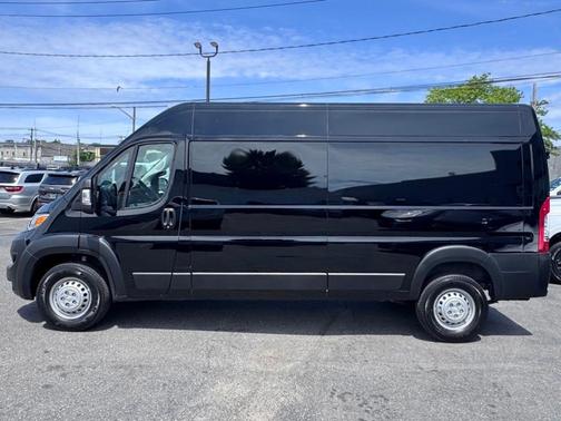 Black Clearcoat 2026 RAM ProMaster 2500 High Roof