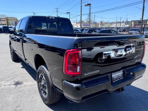 Diamond Black 2025 RAM 3500 Laramie