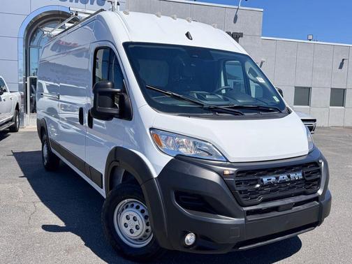 Bright White Clearcoat 2025 RAM ProMaster 2500 High Roof