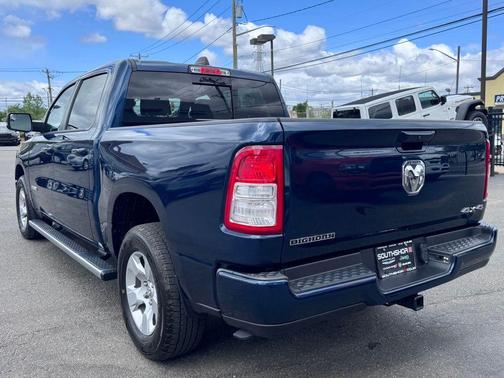 Patriot Blue Pearlcoat 2023 RAM 1500 Big Horn
