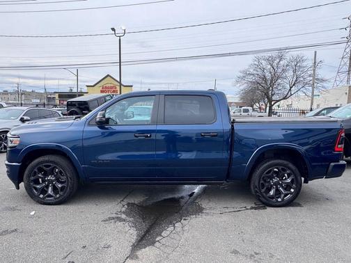 Patriot Blue Pearlcoat 2024 RAM 1500 Limited