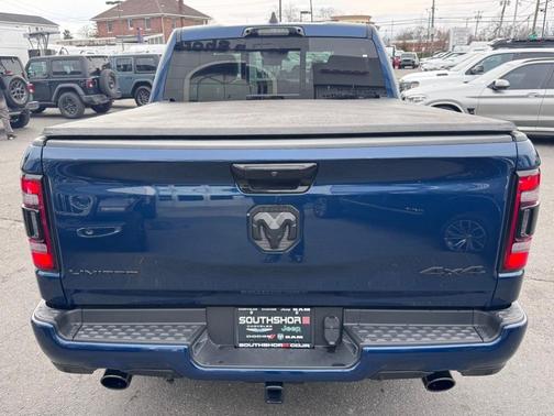Patriot Blue Pearlcoat 2024 RAM 1500 Limited